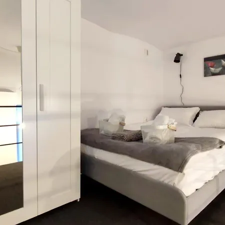 Eroilor Art * Kolozsvár