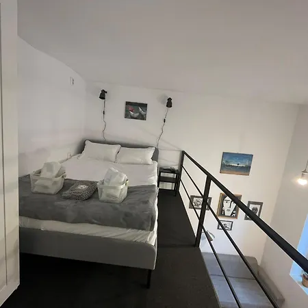 Eroilor Art Apartman